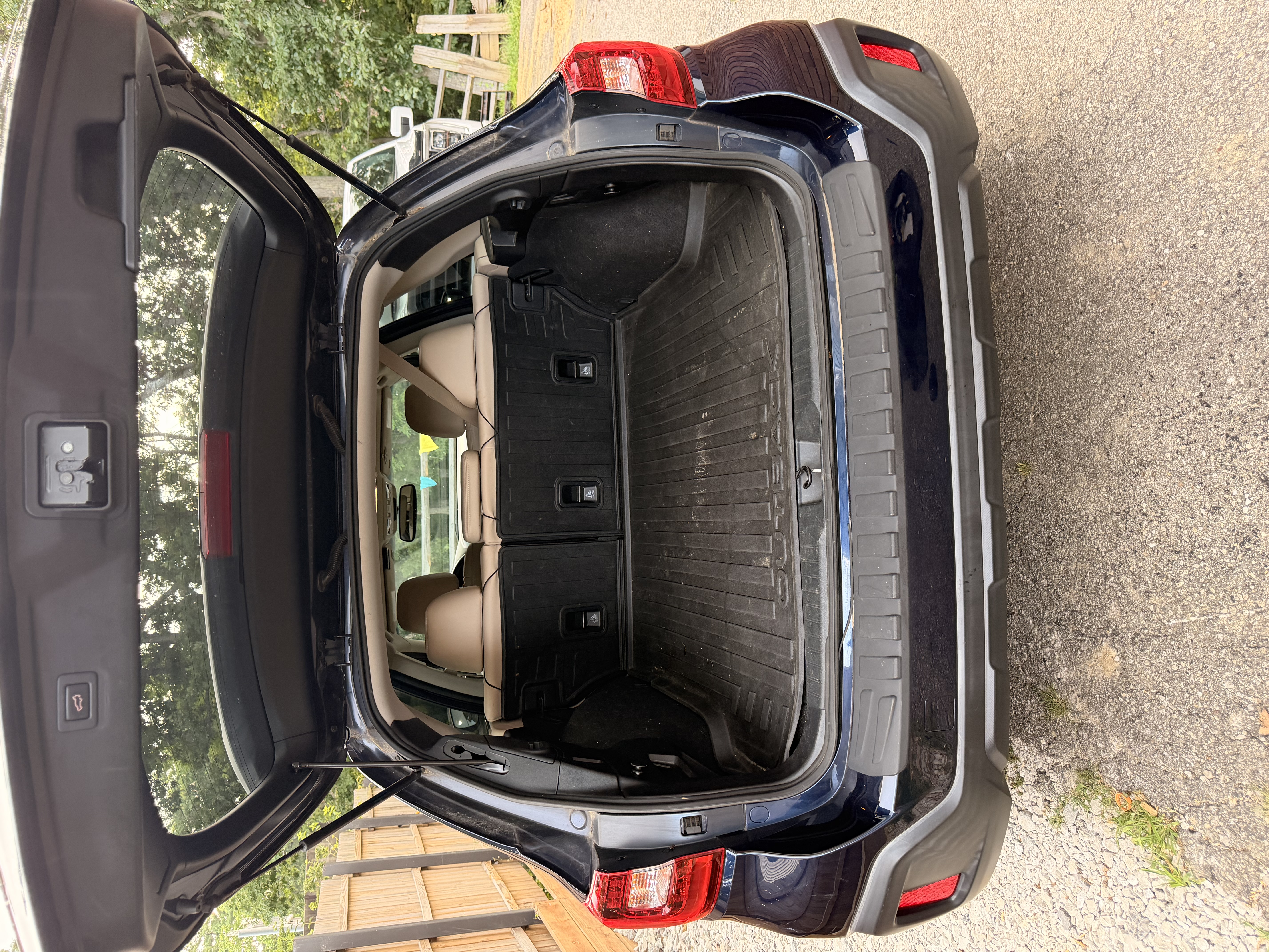 Used 2018 Subaru Outback 2.5i Limited AWD/4WD image 8