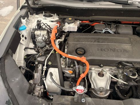 Used 2025 Honda CR-V Sport image 6