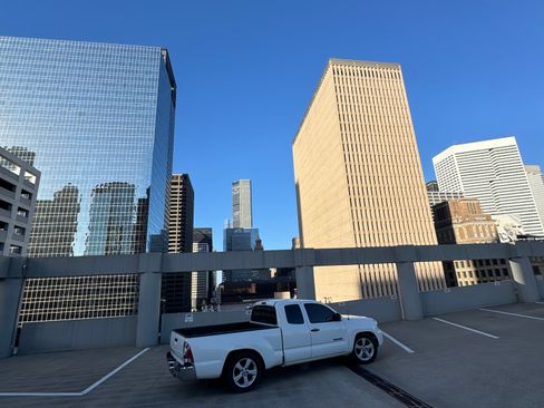 Used 2010 Toyota Tacoma Pickup 4D 6 ft image 10