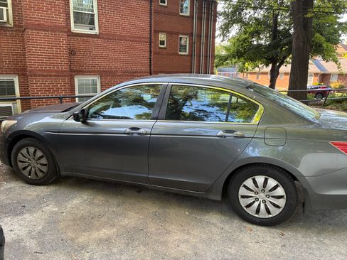 Used 2009 Honda Accord LX image 1
