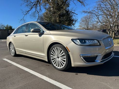 Used 2017 Lincoln MKZ Reserve w/ Technology Package image 4