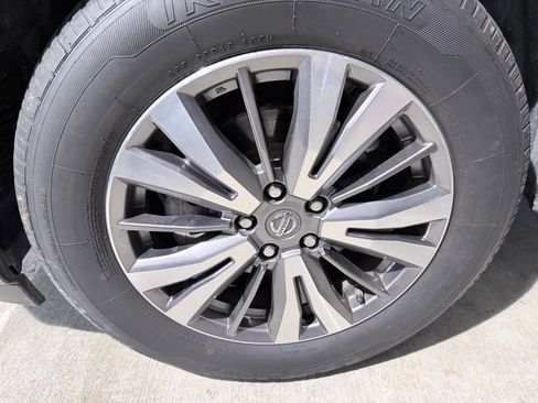 Used 2018 Nissan Pathfinder SL FWD image 30