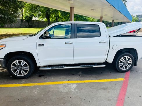 Used 2018 Toyota Tundra 1794 Edition AWD/4WD image 2