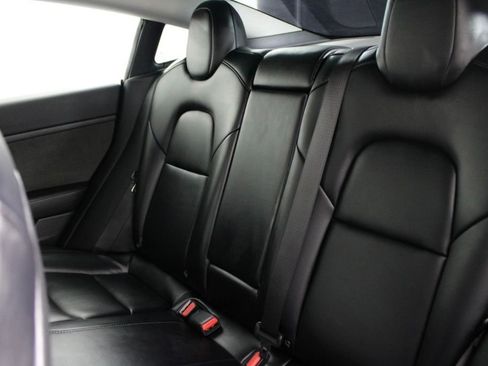 Used 2023 Tesla Model 3 Performance image 11