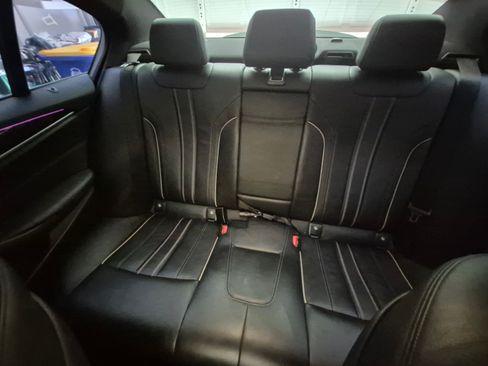 Used 2019 BMW 530i xDrive w/ Convenience Package image 9