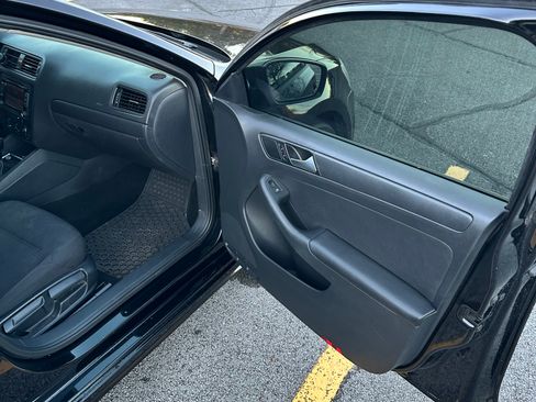 Used 2015 Volkswagen Jetta S w/ Welcome Package image 16