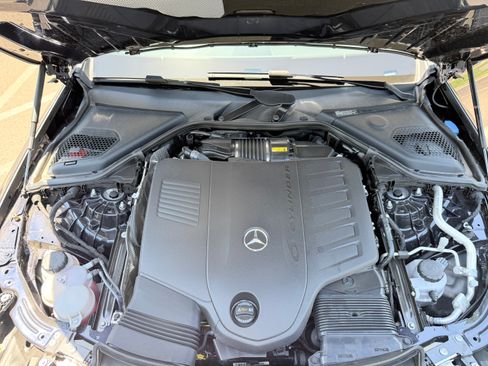 Used 2025 Mercedes-Benz E 450 4MATIC Sedan image 28