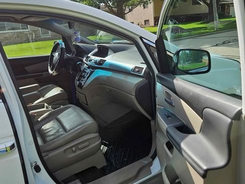 Used 2011 Honda Odyssey EX-L image 5