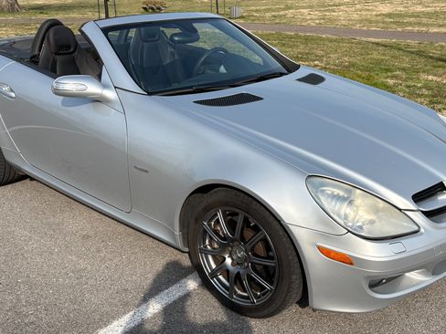 Used 2008 Mercedes-Benz SLK 350 image 1