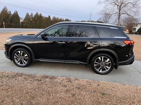 Used 2024 INFINITI QX60 Luxe w/ Cargo Package image 5