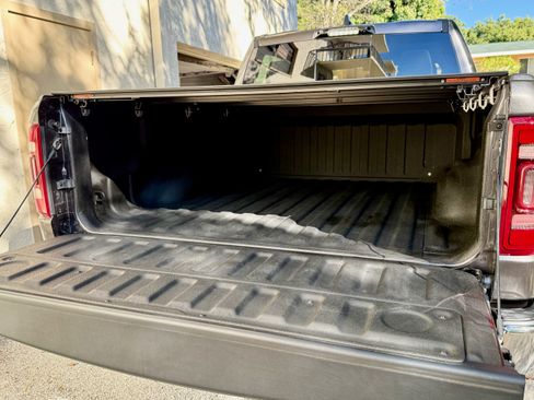 Used 2023 RAM 1500 Limited image 13