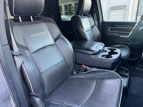 Used 2019 RAM 2500 Laramie image 12