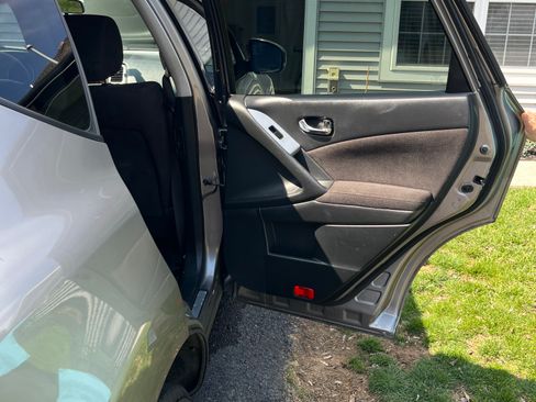 Used 2012 Nissan Murano S image 10