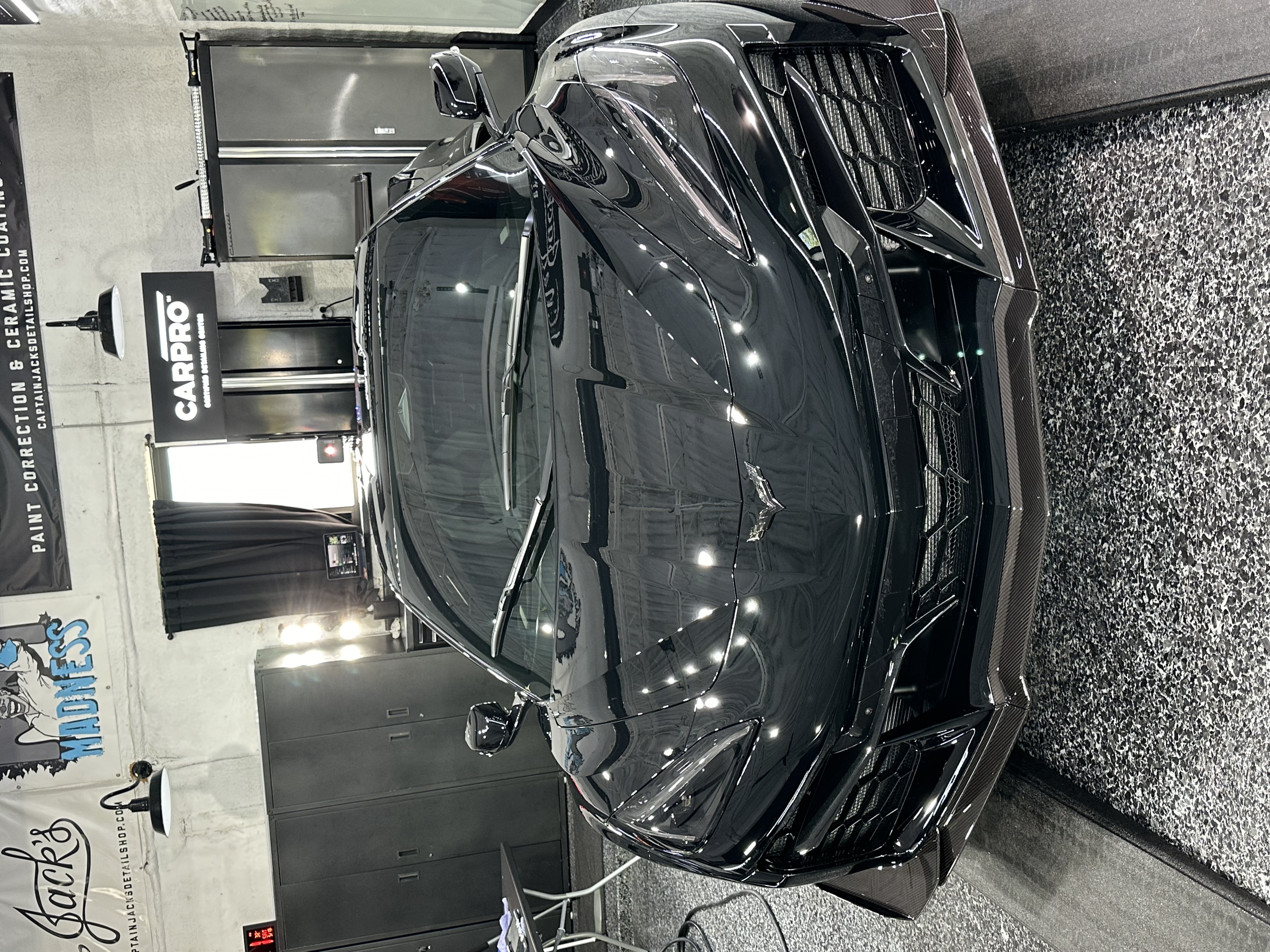 Used 2024 Chevrolet Corvette Z06 w/ Z07 Performance Package RWD image 1