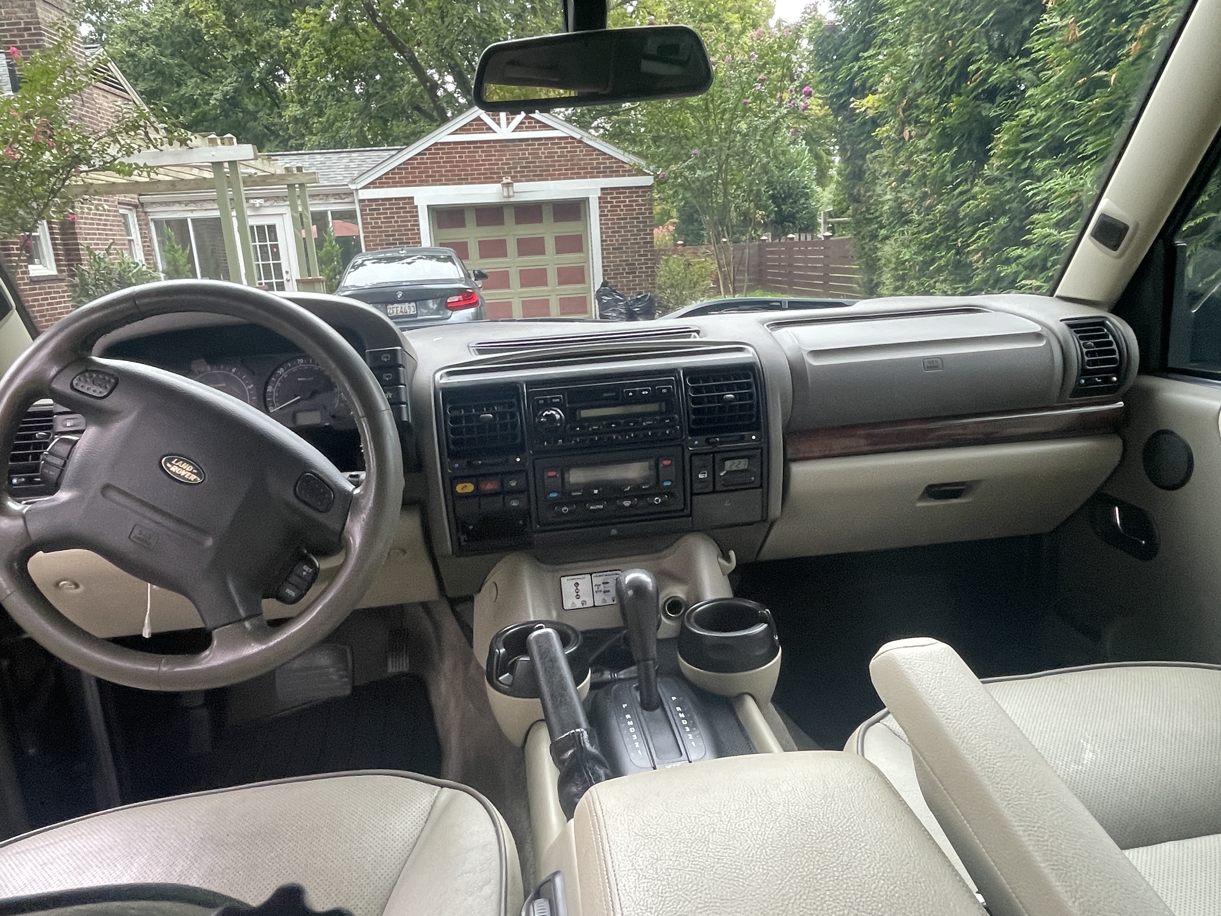 Used 2004 Land Rover Discovery SE AWD/4WD image 12