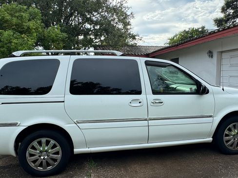 Used 2005 Buick Terraza CXL FWD image 17