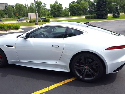 Used 2017 Jaguar F-TYPE S British Design Edition image 2