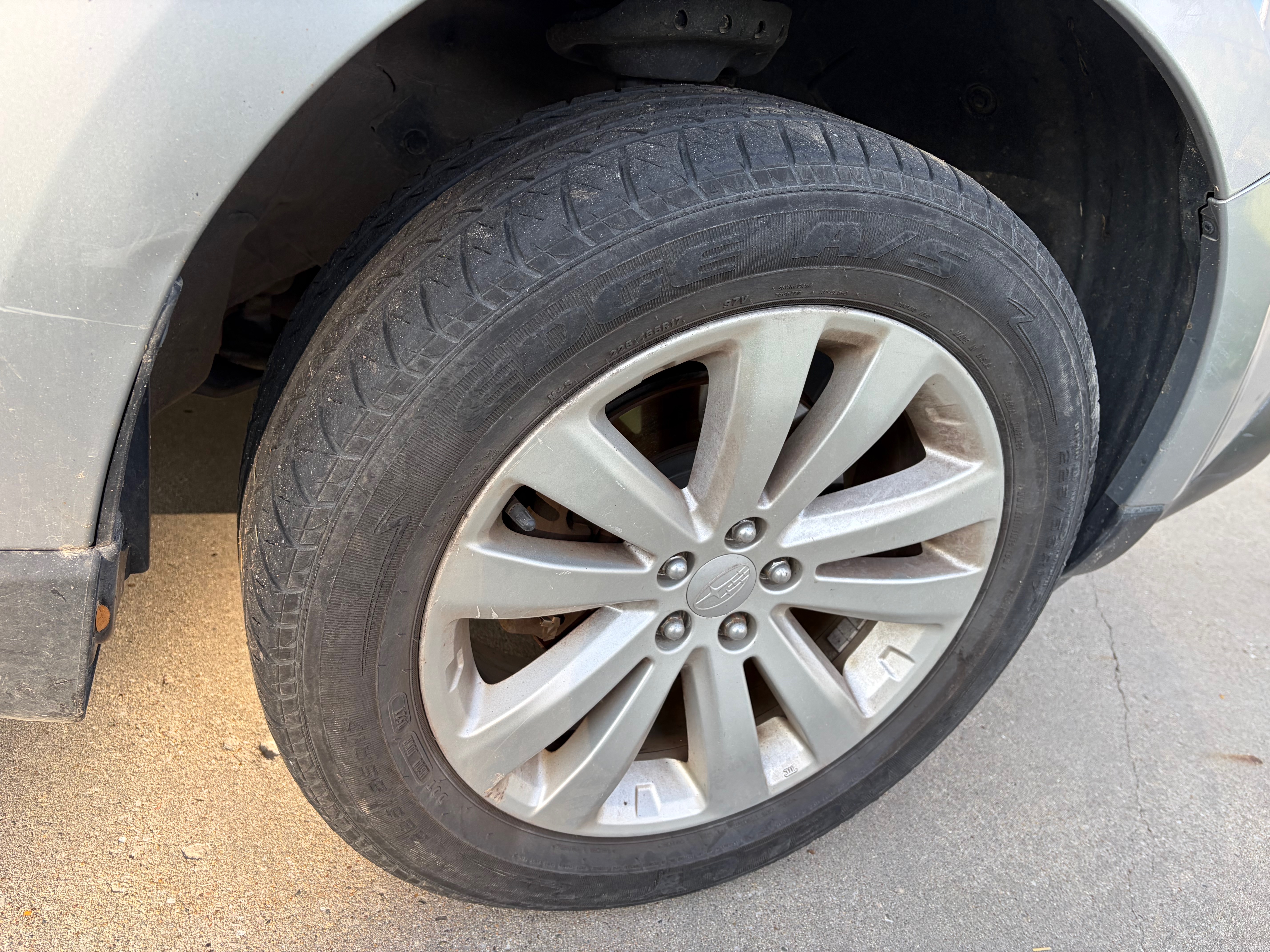 Used 2013 Subaru Forester 2.5X Premium AWD/4WD image 21