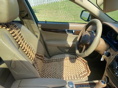 Used 2008 Mercedes-Benz C 300 4MATIC Sedan image 13