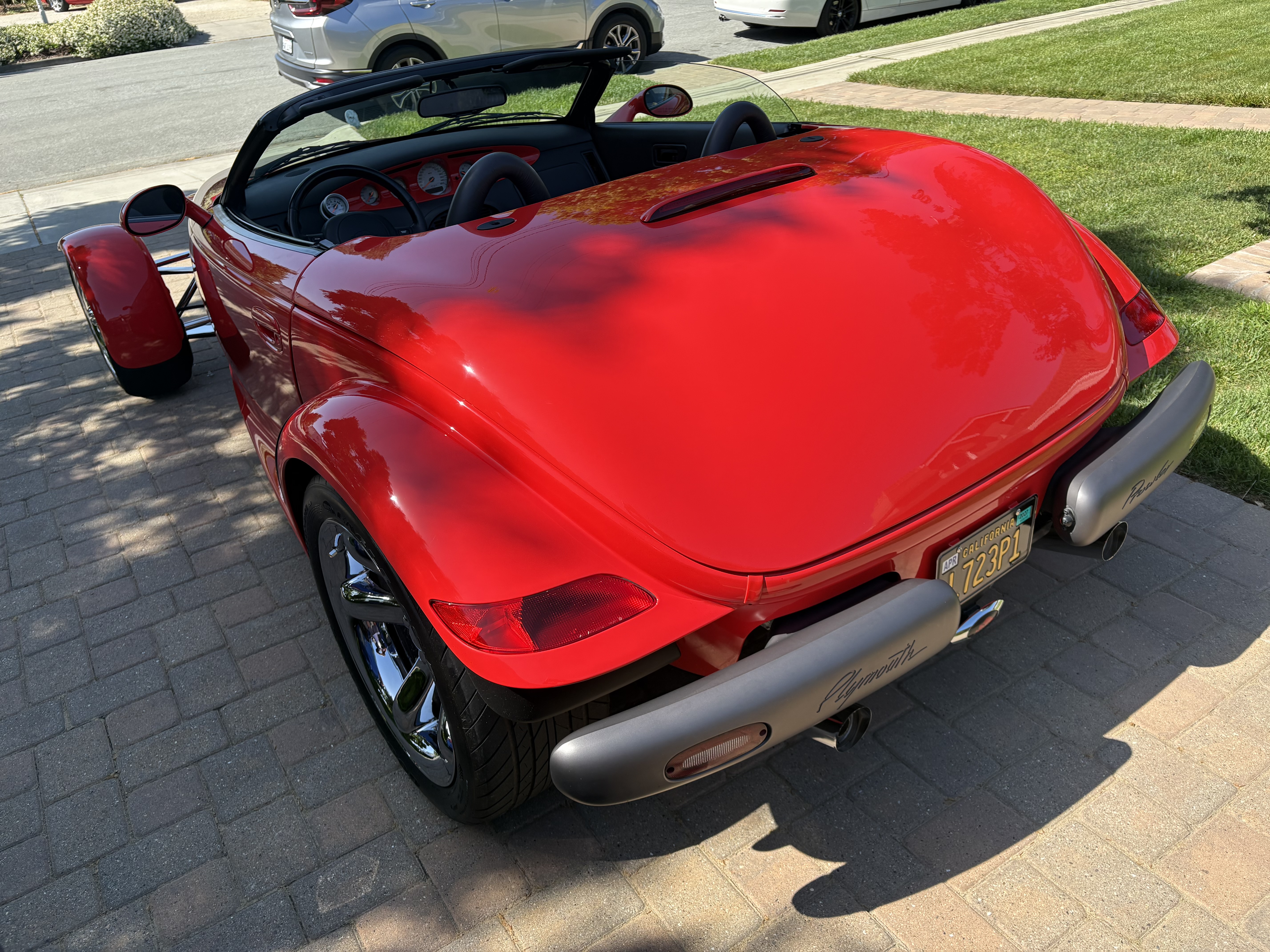 Used 1999 Plymouth Prowler RWD image 14