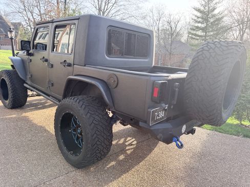 Used 2016 Jeep Wrangler Unlimited Sport w/ Quick Order Package 24S AWD/4WD image 5