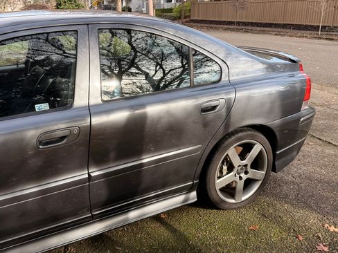 Used 2005 Volvo S60 R image 18