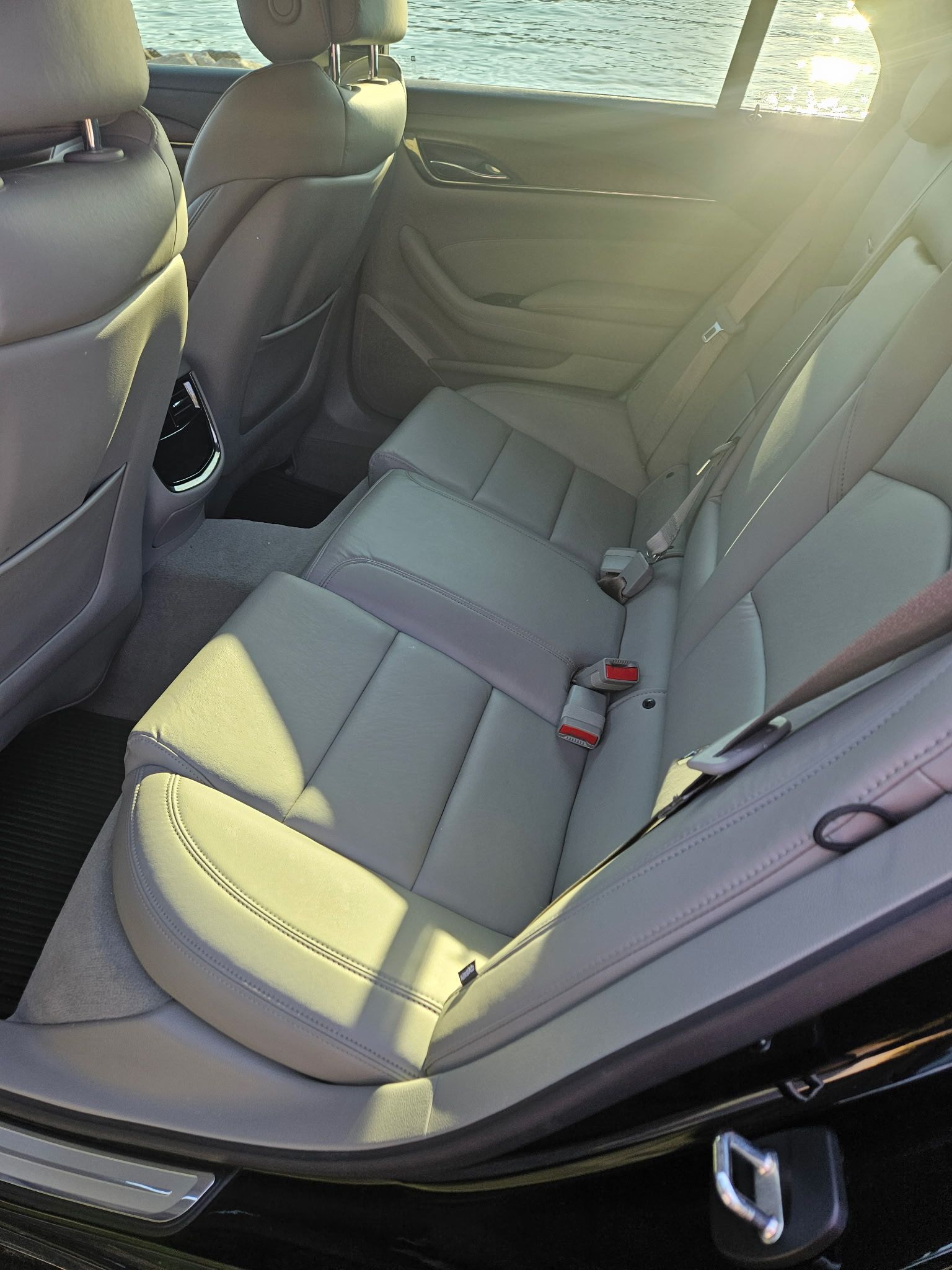 Used 2014 Cadillac CTS Sedan RWD image 8