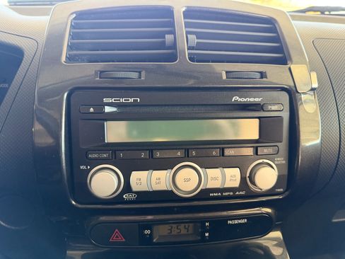 Used 2009 Scion xD FWD image 20