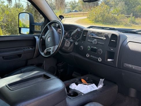 Used 2012 GMC Sierra 2500 SLE w/ Texas Edition image 9