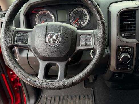 Used 2016 RAM 1500 Express AWD/4WD image 6