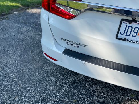 Used 2020 Honda Odyssey Elite image 5