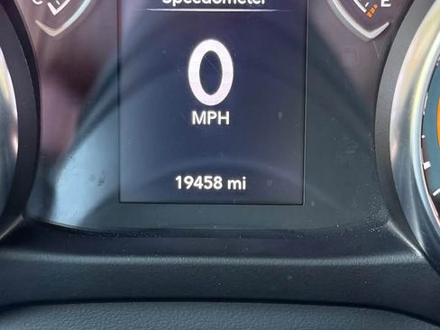 Used 2022 Jeep Wrangler Sport image 10