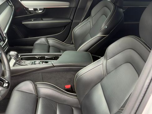Used 2020 Volvo S90 T6 R-Design w/ Protection Package image 6
