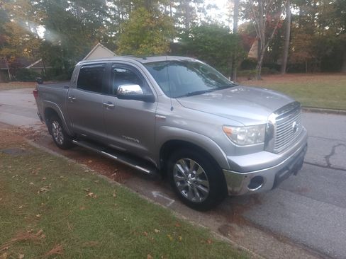 Used 2011 Toyota Tundra Limited image 1