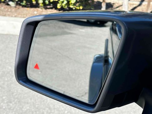 Used 2015 Mercedes-Benz G 63 AMG G 63 AMG Sport Utility 4D image 26