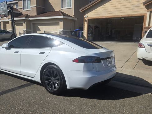 Used 2018 Tesla Model S 75D image 11