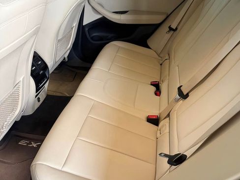 Used 2019 BMW X3 xDrive30i w/ Premium Package image 9