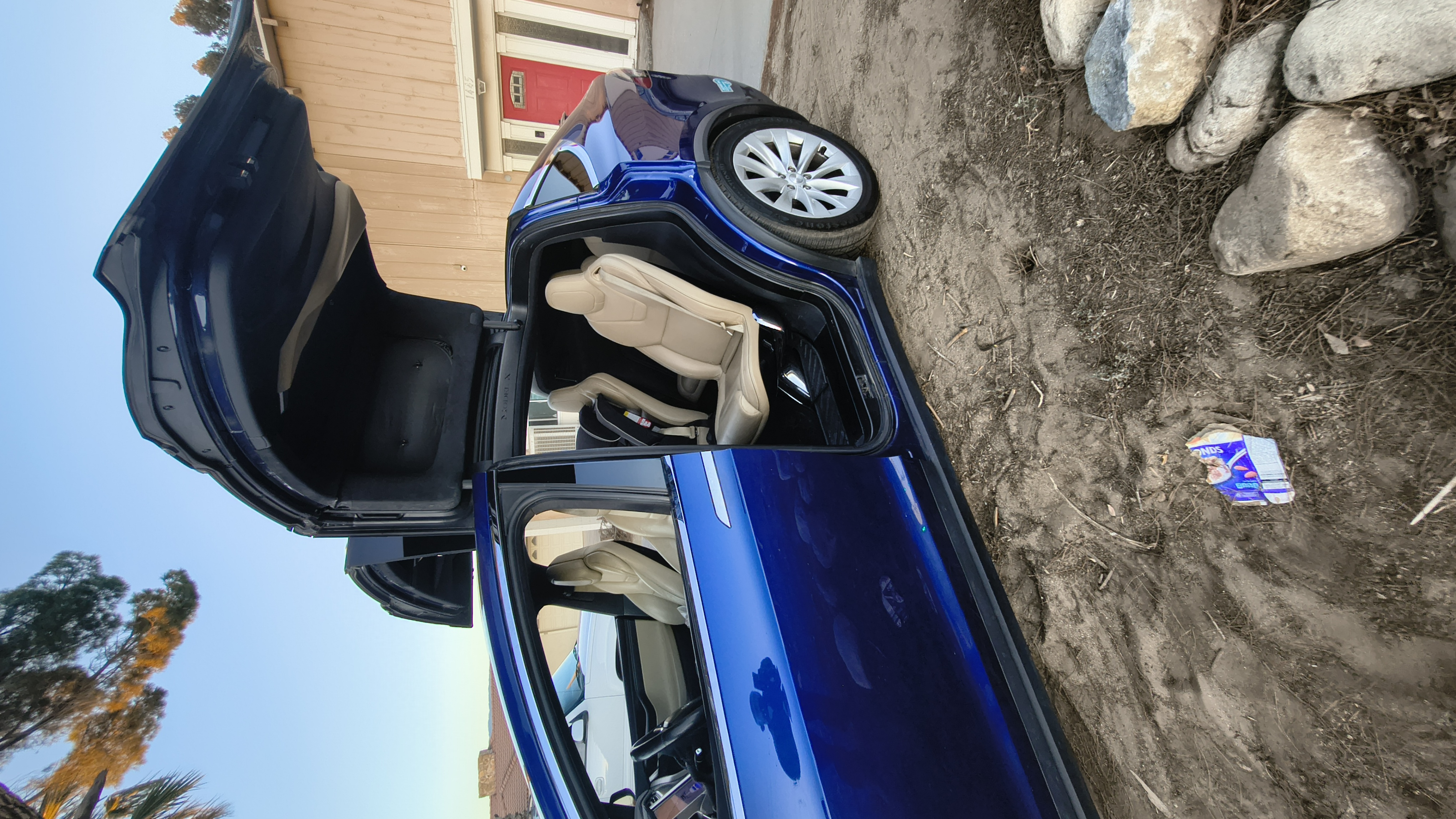 Used 2016 Tesla Model X 90D AWD/4WD image 5