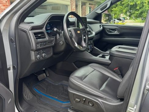 Used 2024 Chevrolet Tahoe LT w/ Luxury Package AWD/4WD image 26