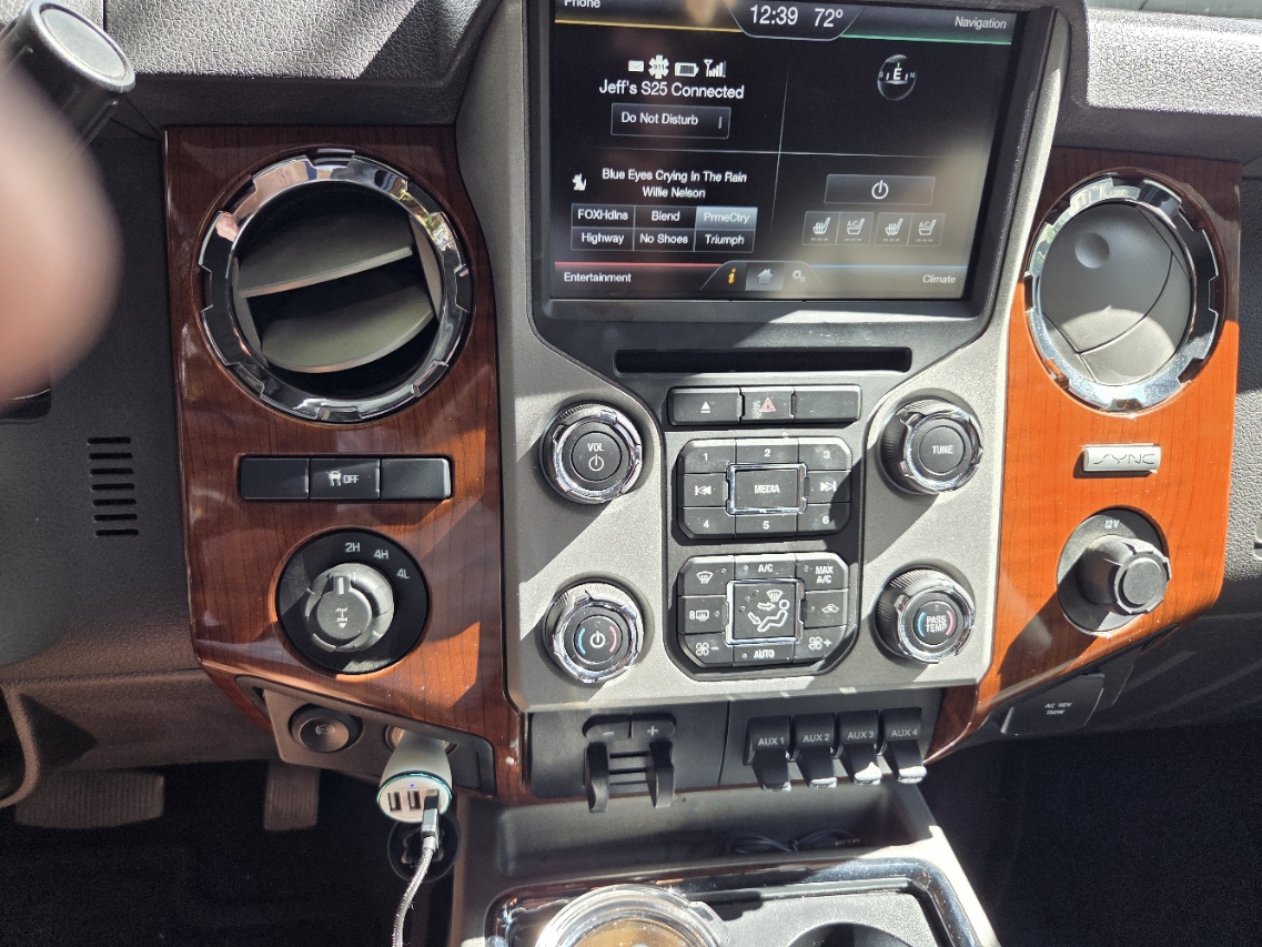 Used 2015 Ford F250 King Ranch AWD/4WD image 12