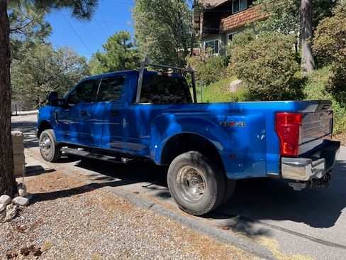 Used 2021 Ford F350 XLT image 5