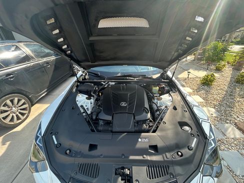 Used 2018 Lexus LC 500 Coupe image 17