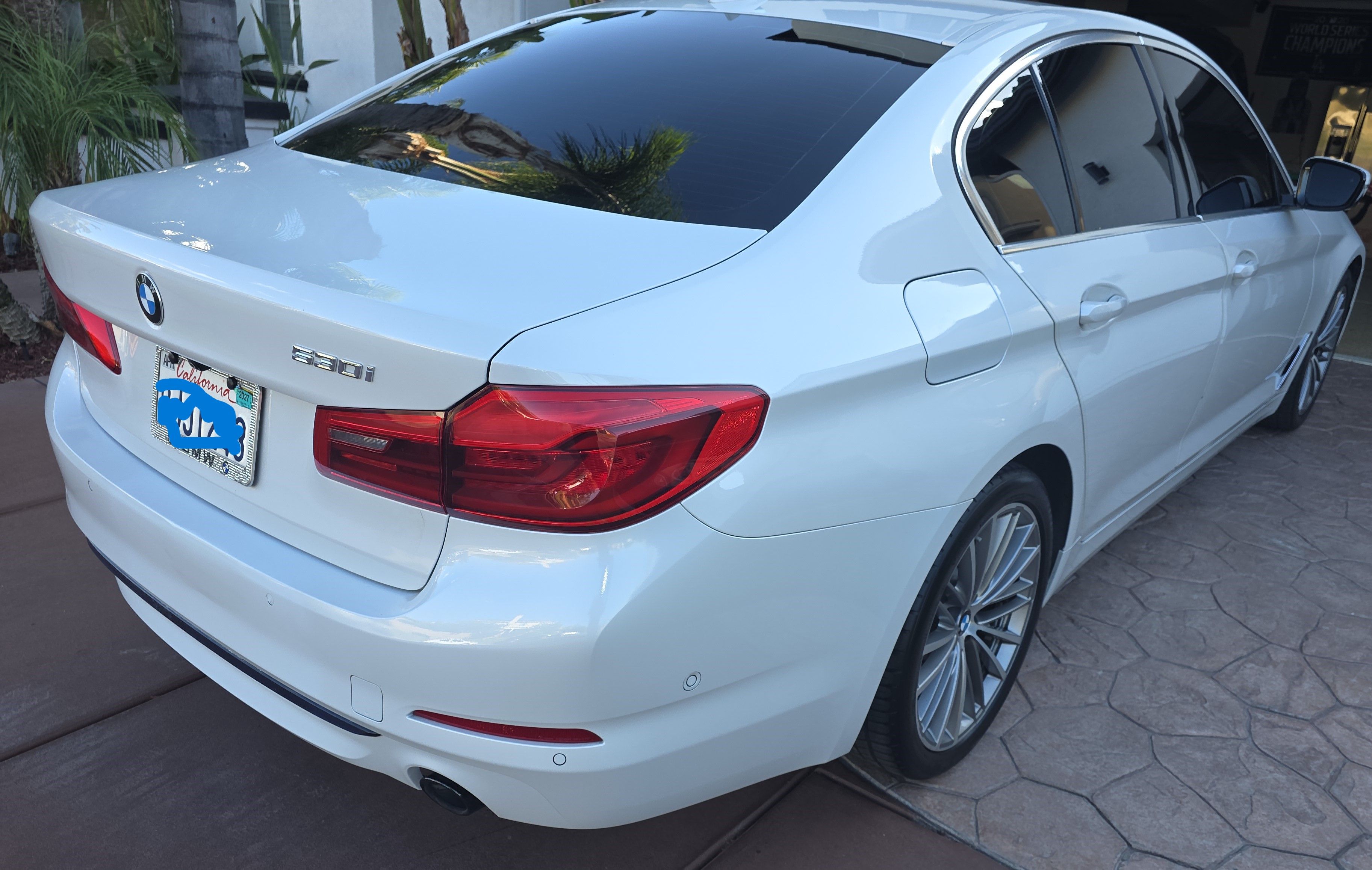 Used 2019 BMW 530i w/ Convenience Package RWD image 10