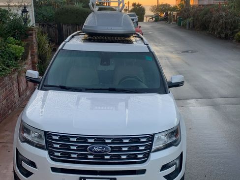 Used 2016 Ford Explorer Limited w/ Equipment Group 301A image 2