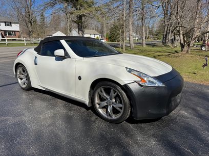 Used 2010 Nissan 370Z Touring w/ Sport Pkg