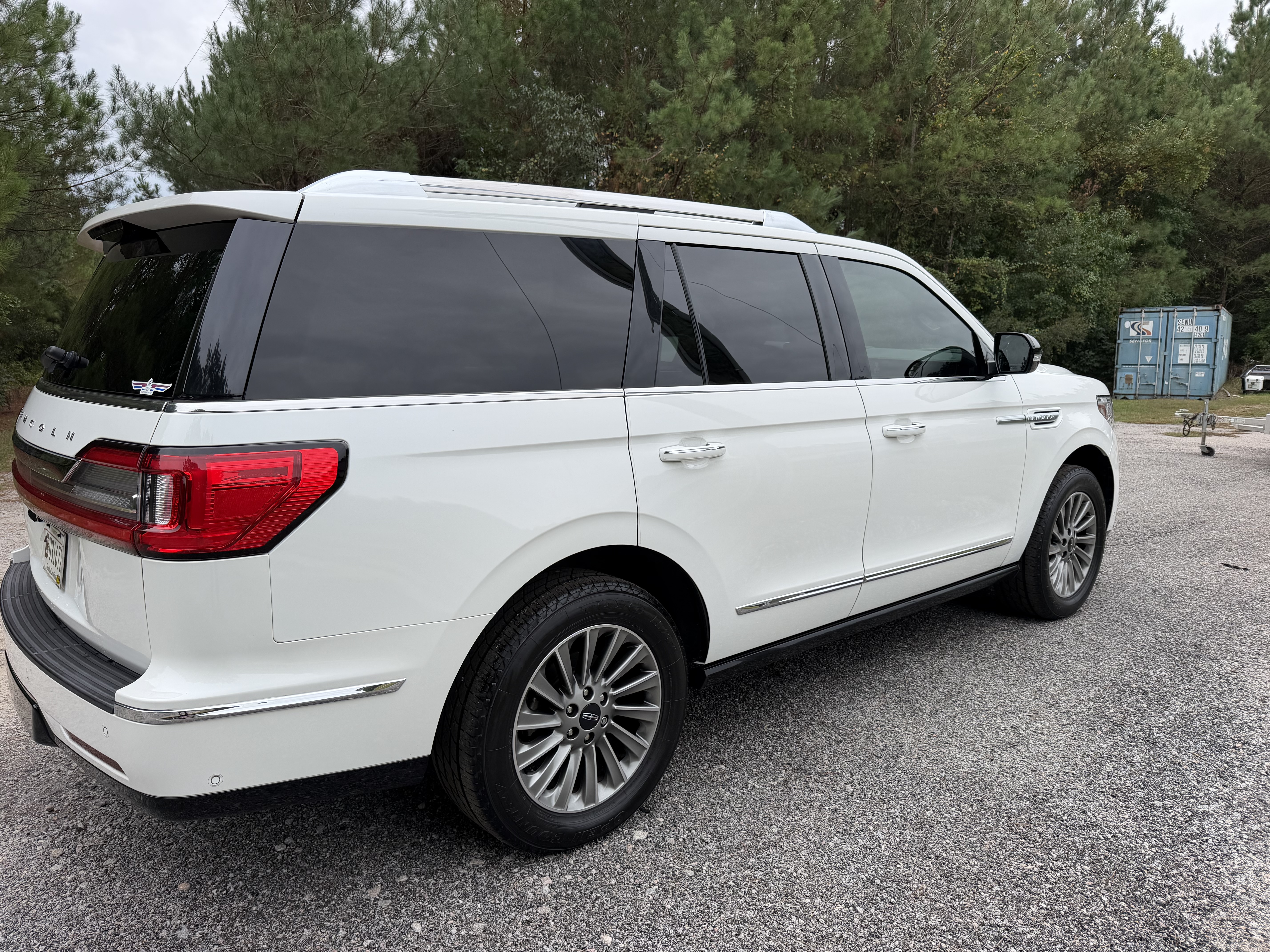 Used 2020 Lincoln Navigator 4WD image 1