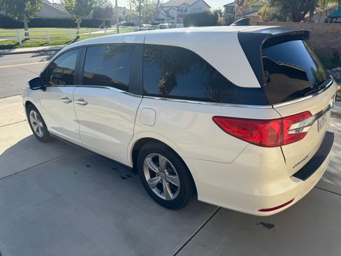 Used 2018 Honda Odyssey EX-L image 24