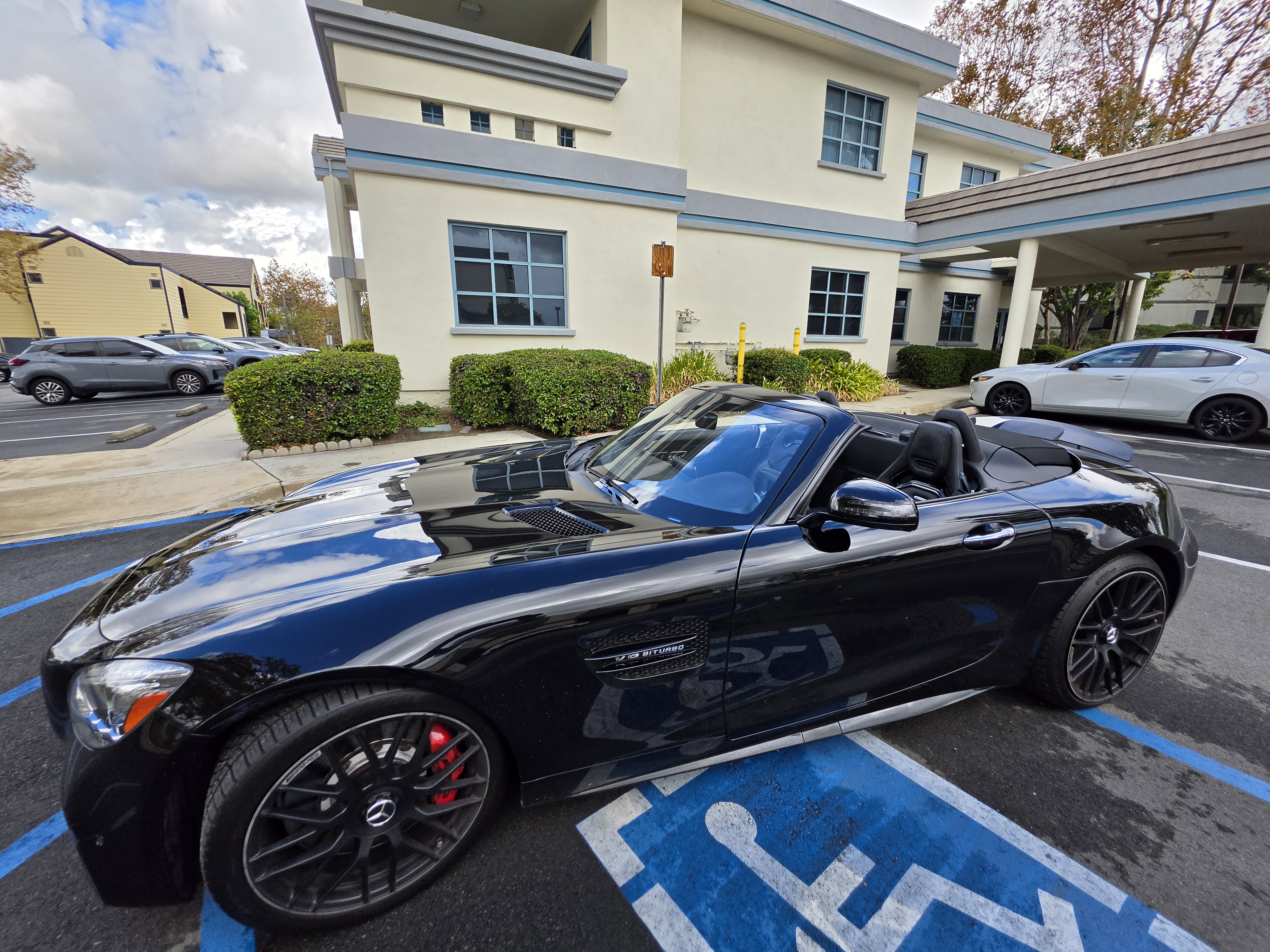 Used 2018 Mercedes-Benz AMG GT C image 9