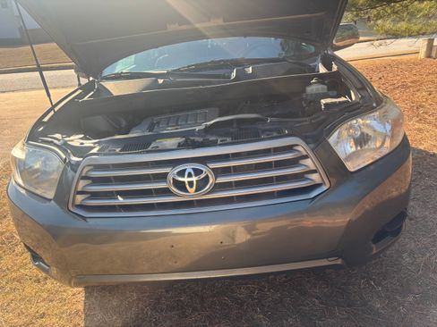 Used 2009 Toyota Highlander Limited image 2