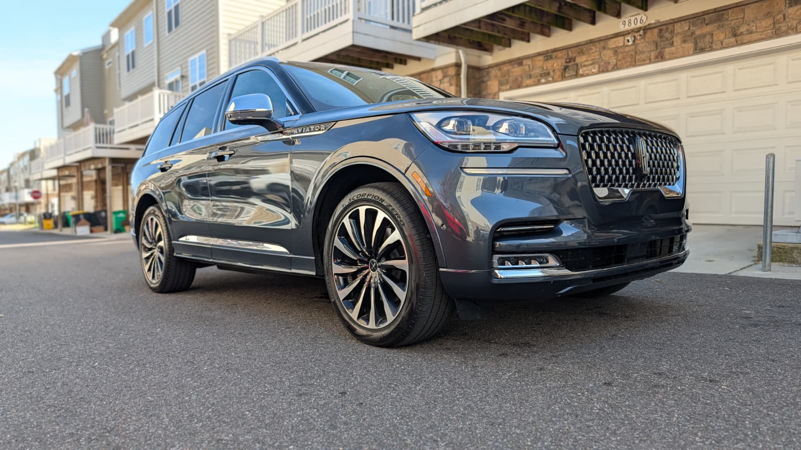 Used 2020 Lincoln Aviator Black Label Grand Touring w/ Class IV Trailer Tow Package AWD/4WD image 12